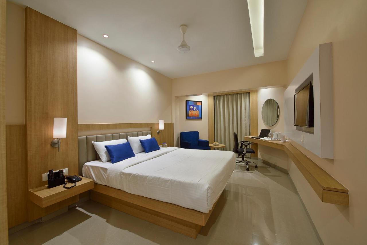 The Eastern Hotel Ankleshwar Kültér fotó